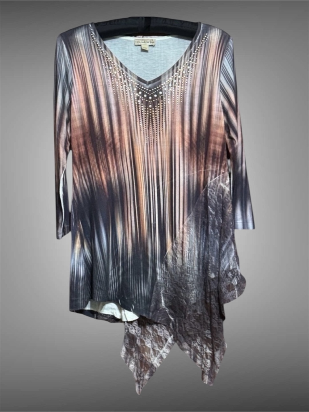 ONE WORLD JAGGED HEM BLOUSE SIZE SMALL